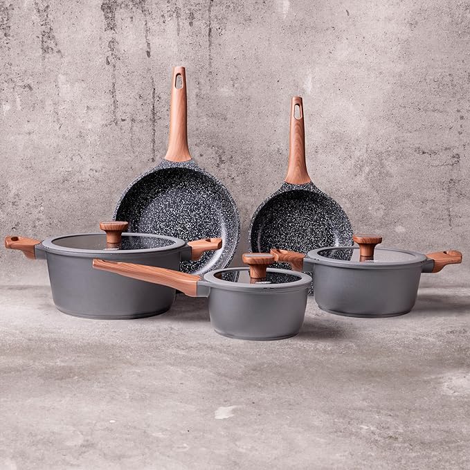 81xrgUvMR1L._AC_SX679_