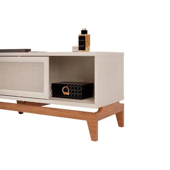 e1462243364f930aa7b92f962b54bd2b