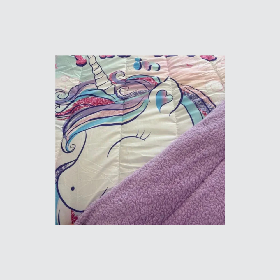 EDREDOM SOLTEIRO LÃ DE CARNEIRO UNICÓRNIO .